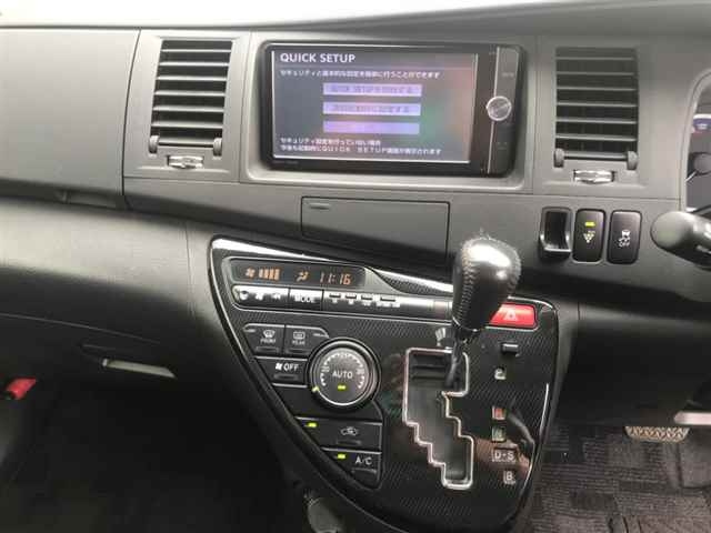 TOYOTA ISIS 2014