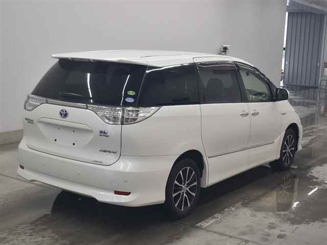 TOYOTA ESTIMA HYBRID 2014