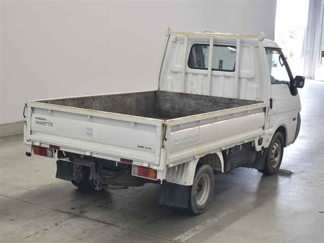 NISSAN VANETTE TRUCK 2013