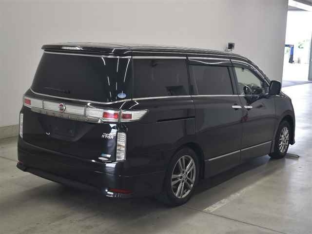 NISSAN ELGRAND 2012