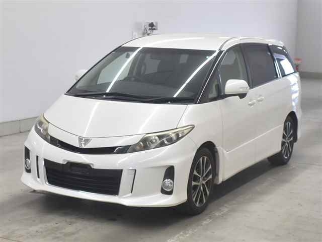 TOYOTA ESTIMA 2013