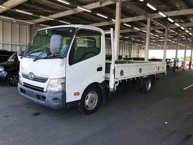 HINO DUTRO 2013