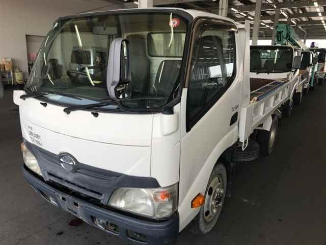 HINO DUTRO 2011