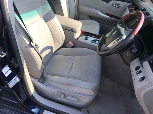 TOYOTA CROWN 2012