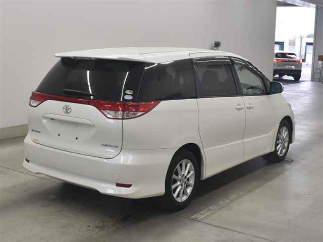 TOYOTA ESTIMA 2009