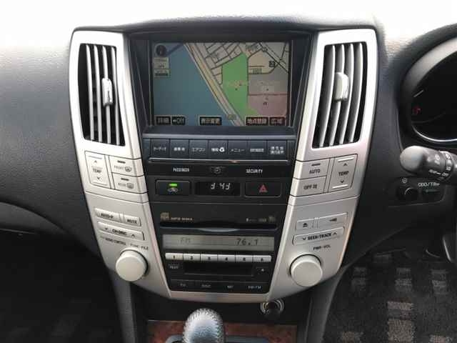 TOYOTA HARRIER 2010