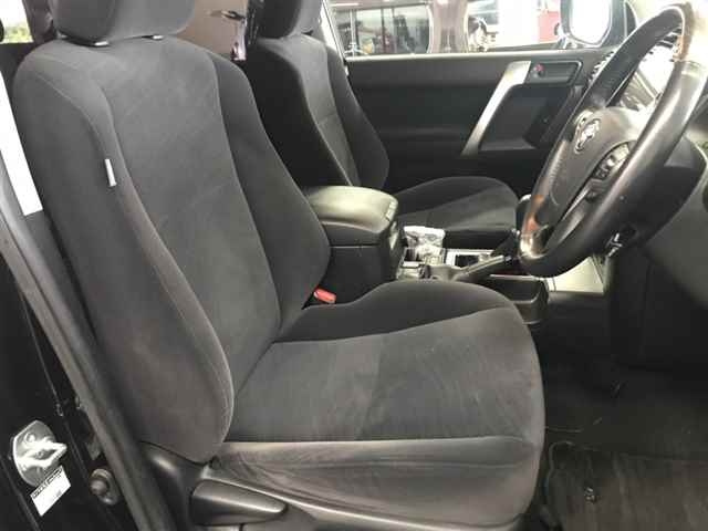 TOYOTA LAND CRUISER PRADO 2019