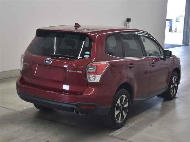 SUBARU FORESTER 2017