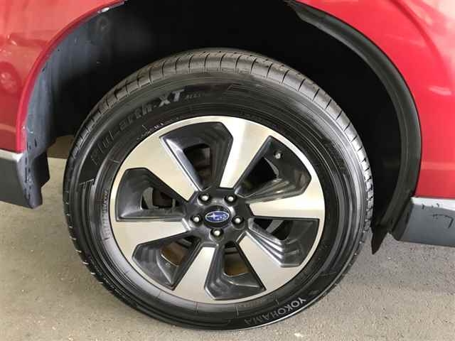 SUBARU FORESTER 2017