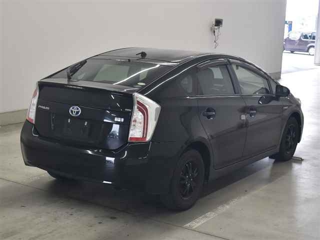 TOYOTA PRIUS 2014