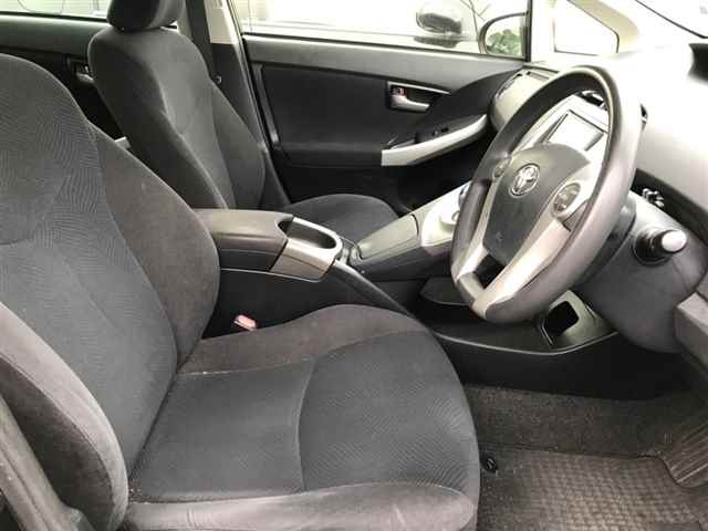 TOYOTA PRIUS 2014
