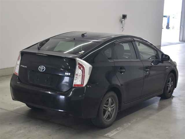 TOYOTA PRIUS 2012