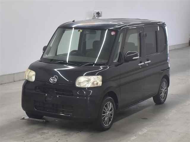 DAIHATSU TANTO 2010