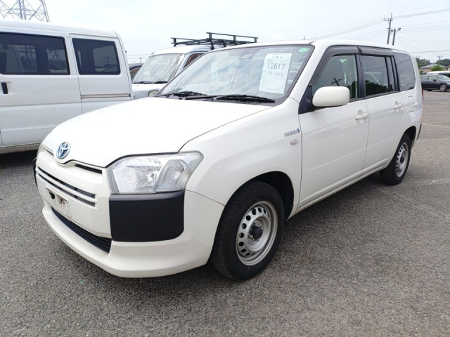 TOYOTA PROBOX 2020