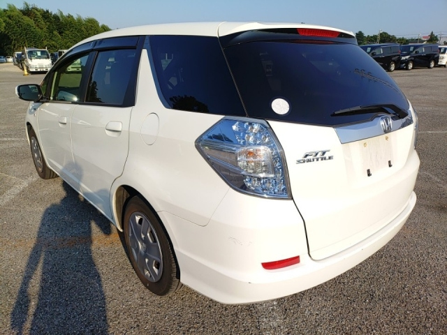 HONDA FIT SHUTTLE 2012