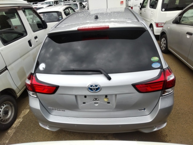 TOYOTA COROLLA FIELDER 2018