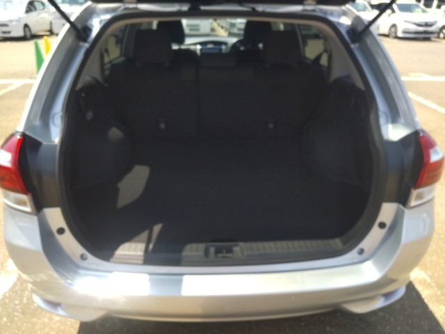 TOYOTA COROLLA FIELDER 2018