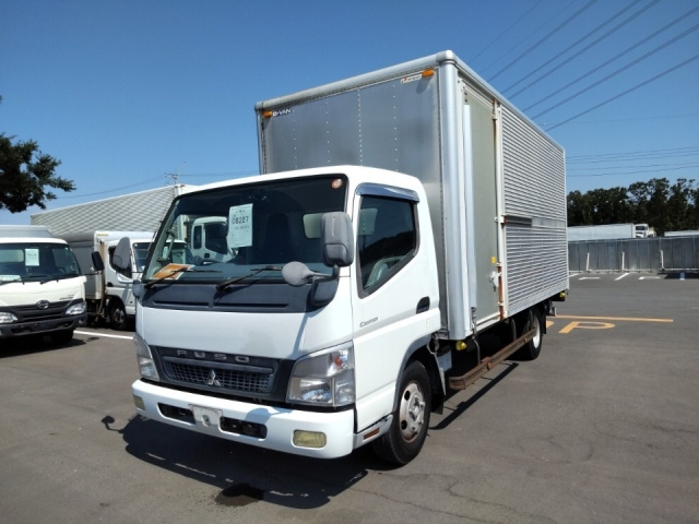 MITSUBISHI CANTER 2009