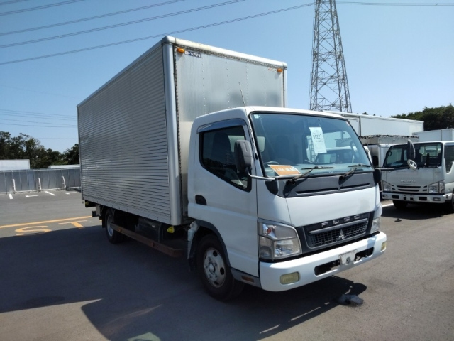 MITSUBISHI CANTER 2009
