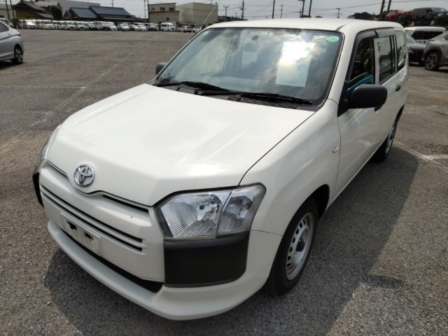 TOYOTA PROBOX 2017