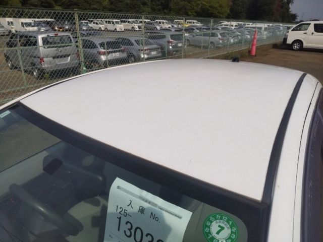 TOYOTA VITZ 2013