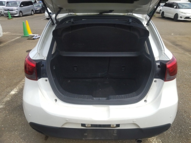 MAZDA DEMIO 2019