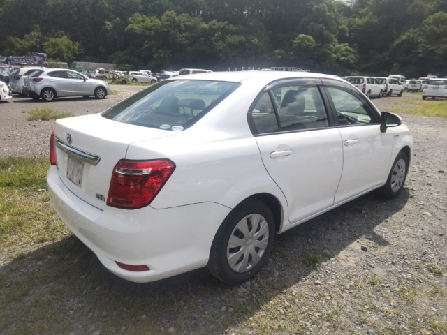TOYOTA COROLLA AXIO 2015