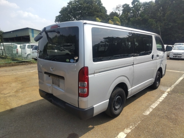 TOYOTA REGIUS ACE VAN 2019