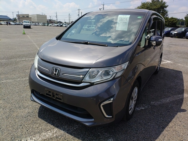 HONDA STEP WAGON 2016