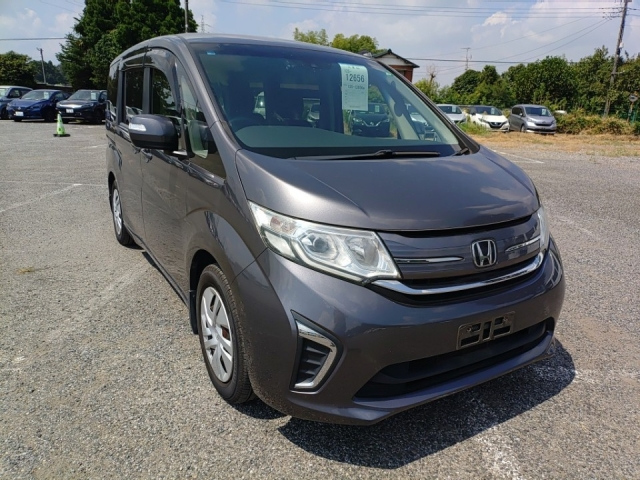 HONDA STEP WAGON 2016
