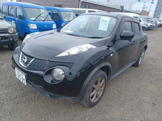 NISSAN JUKE 2012