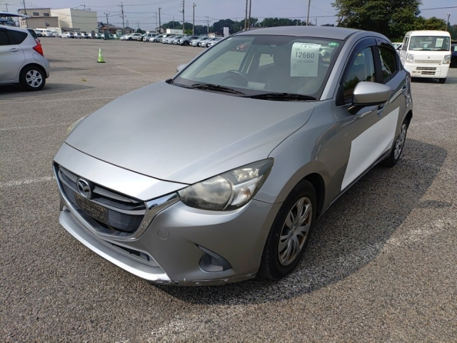 MAZDA DEMIO 2016