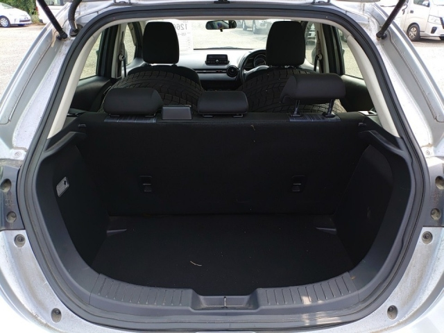 MAZDA DEMIO 2016