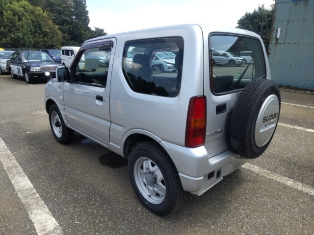 SUZUKI JIMNY 2015