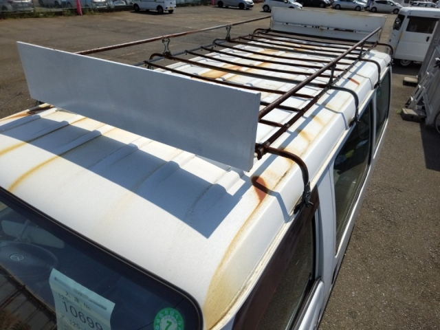 MAZDA BONGO VAN 2013
