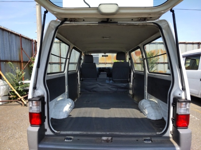 MAZDA BONGO VAN 2013
