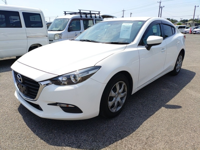 MAZDA AXELA 2016