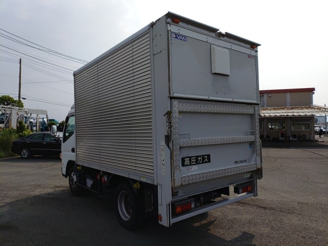 MITSUBISHI CANTER 2017