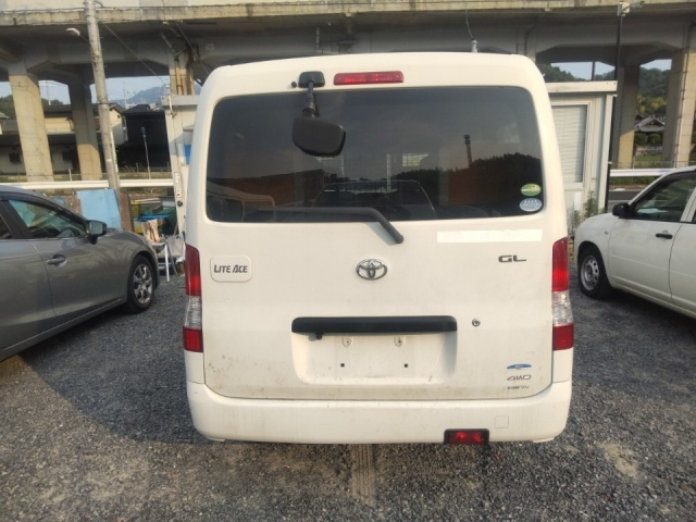 TOYOTA LITE ACE VAN 2018