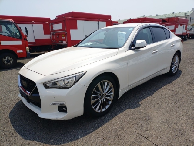 NISSAN SKYLINE 2020
