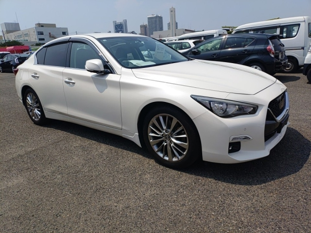 NISSAN SKYLINE 2020