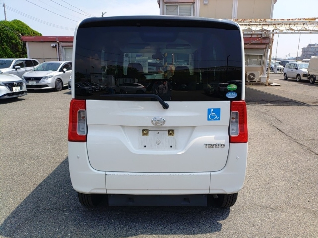 DAIHATSU TANTO 2016