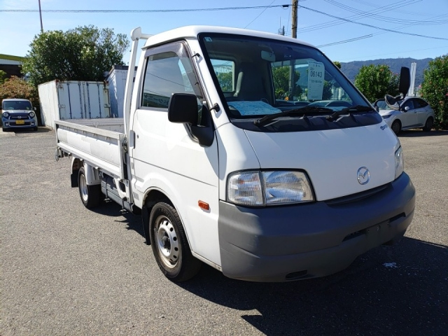 MAZDA BONGO 2012
