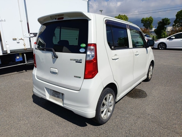 SUZUKI WAGON R 2013