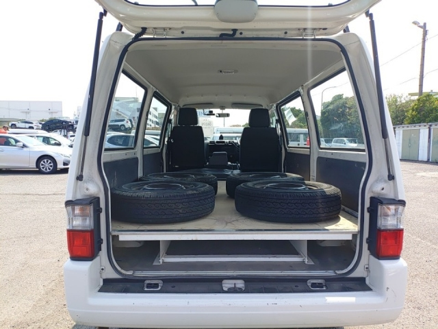 MAZDA BONGO VAN 2018