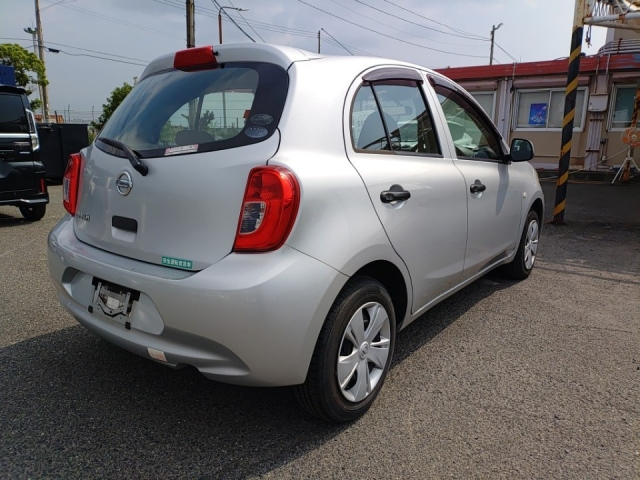 NISSAN MARCH 2017