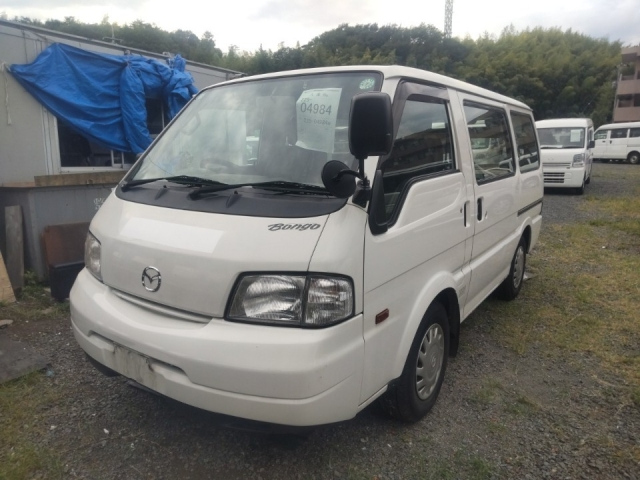 MAZDA BONGO VAN 2017