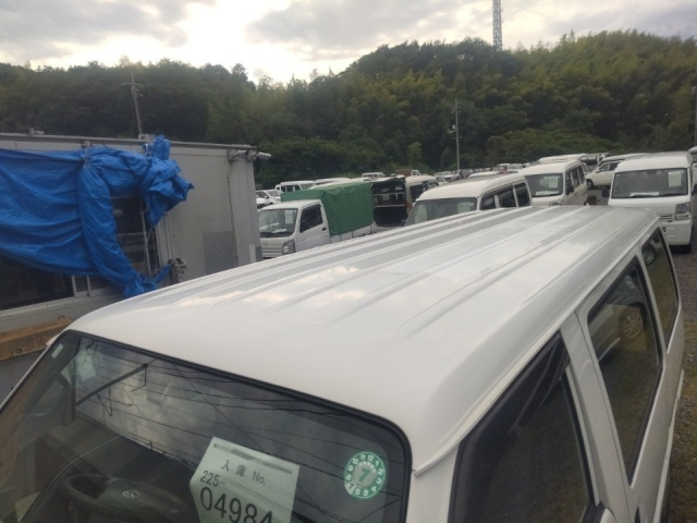 MAZDA BONGO VAN 2017