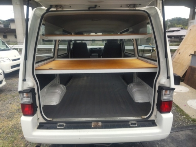 MAZDA BONGO VAN 2017