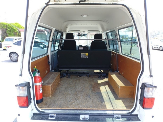 MAZDA BONGO VAN 2017